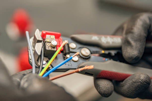 Best 24-Hour Electrician  in Mount Olive, AL